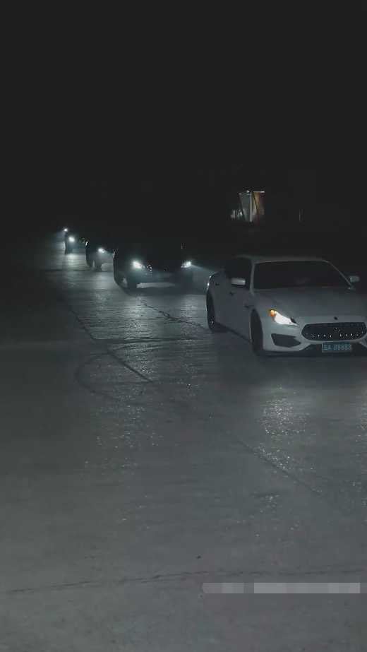 隱龍之我在都市賣燒烤