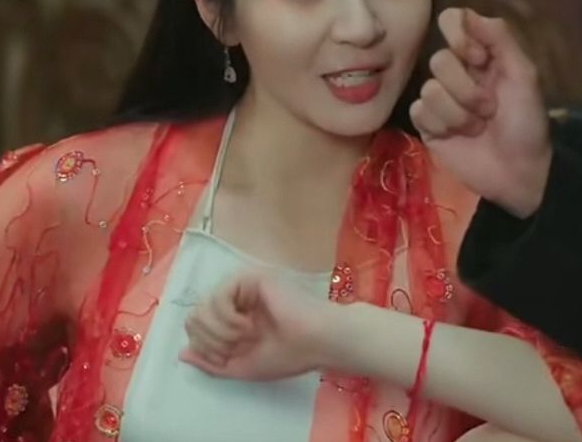 女王爺的極品快遞員