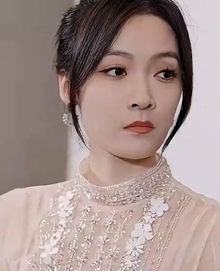 千金歸來夫人她A爆全球