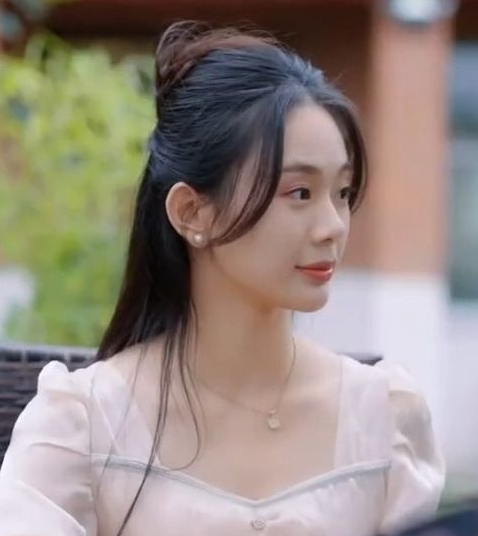 假千金抱上豪門老公大腿