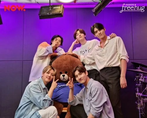 最強(qiáng)昌珉的Free Hug